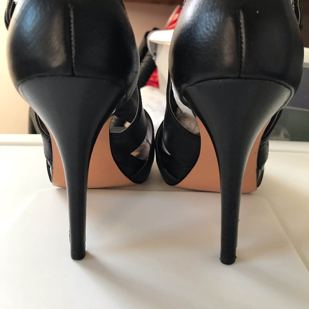 COACH Crisscross Leather Platform - Picture 4 of 7